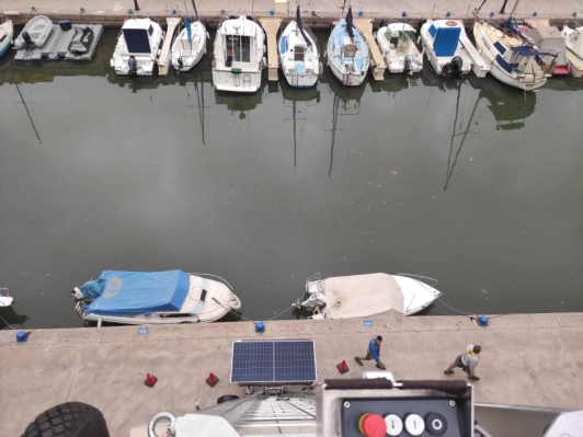 elevador de placas solares