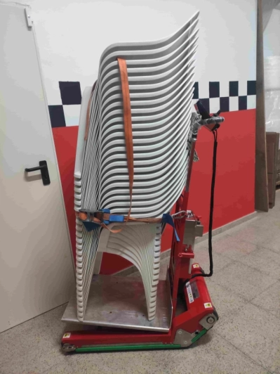 oruga sube escaleras